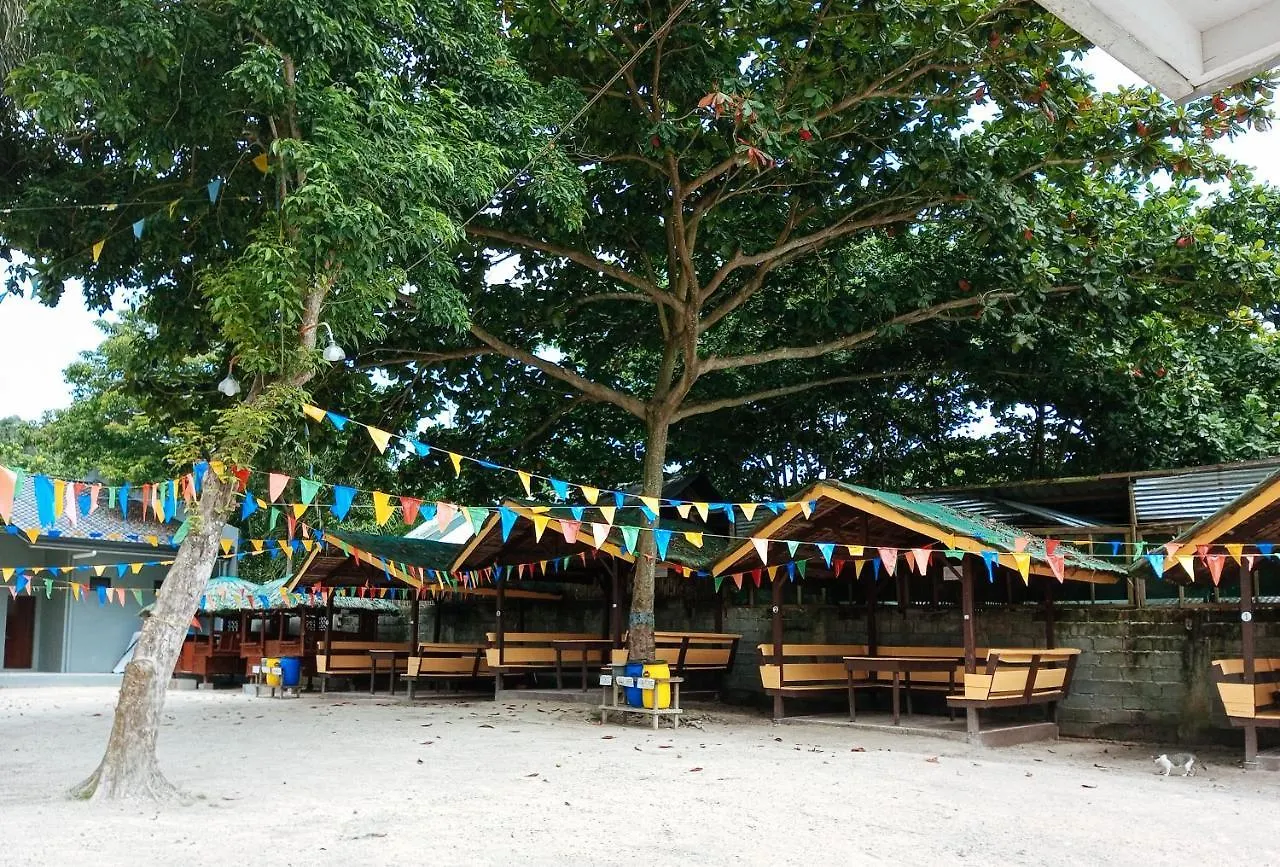 Reddoorz @ Altavista Beach Resort Samal 2*, Davao